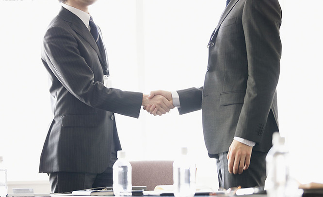 ABUIABACGAAgoonkhAYohv_0xgUwmgU4lwM